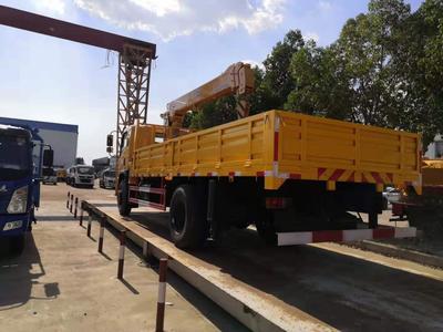 東風6.3噸隨車吊 玉柴160馬力發(fā)動機，廠家直銷價格優(yōu)勢解析